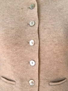 Strickjacke MONA für Damen in Beige – Ansicht 3